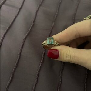 Elegant Silver Ring with Blue Stone Between Size 8-9